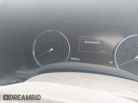 2021 Ford Expedition XLT with VIN 1FMJU1HT1MEA60855, listed as a IAAI auction lot 41962157 with 100,178 mi miles and . Bid and sale history available at DreamBid. Image 7.