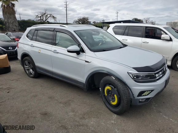 2018 Volkswagen Tiguan SEL Premium with VIN 3VV5B7AX6JM002484, listed as a Copart auction lot 44848025 with 80,376 mi miles and Clean Title. Bid and sale history available at carsss.com. Image 4.