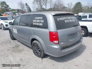 2016 Dodge Grand Caravan R/T with VIN 2C4RDGEG4GR312266, listed as a IAAI auction lot 41868362 with 223,217 mi miles. Bid and sale history available at carsss.com. Image 3.