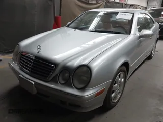 2001 Mercedes-Benz CLK with VIN WDBLJ65GX1T091389, listed as a IAAI auction lot 42058375 with 215,750 mi miles. Bid and sale history available at carsss.com. Image 6.