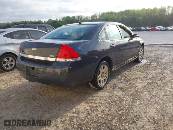 2008 Chevrolet Impala LS z VIN 2G1WB58K989205060, wystawiony jako IAAI lot #41964839 z przebiegiem 241 756 mil mil oraz . Historia ofert i sprzedaży dostępna na DreamBid. Obrazek 4.