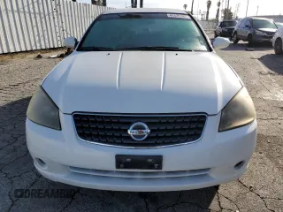 2005 Nissan Altima S z VIN 1N4AL11D85C157757, wystawiony jako Copart lot #45426365 z przebiegiem 228 722 mil mil oraz Czysty tytuł • Clean title. Historia ofert i sprzedaży dostępna na DreamBid. Obrazek 5.