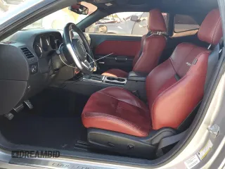 2014 Dodge Challenger SRT-8 z VIN 2C3CDYCJ3EH201998, wystawiony jako Copart lot #53308065 z przebiegiem 57 967 mil mil oraz Szkoda całkowita • Salvage title. Historia ofert i sprzedaży dostępna na DreamBid. Obrazek 7.