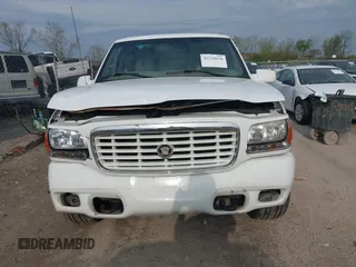 2000 Cadillac Escalade z VIN 1GYEK63R1YR207043, wystawiony jako IAAI lot #42139944 z przebiegiem 225 265 mil mil oraz . Historia ofert i sprzedaży dostępna na DreamBid. Obrazek 12.