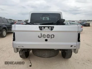 2022 Jeep Gladiator High Altitude with VIN 1C6HJTFGXNL163998, listed as a Copart auction lot 56490755 with 52,474 mi miles and Salvage title. Bid and sale history available at DreamBid. Image 6.