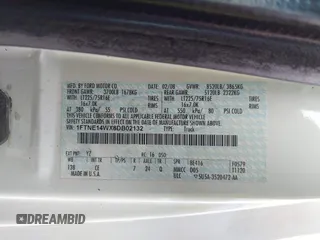 2008 Ford Econoline Cargo Commercial z VIN 1FTNE14WX8DB02132, wystawiony jako IAAI lot #41879542 z przebiegiem 401 784 mil mil oraz . Historia ofert i sprzedaży dostępna na DreamBid. Obrazek 9.
