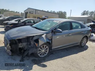 2018 Hyundai Sonata SE with VIN 5NPE24AF3JH687733, listed as a Copart auction lot 53662185 with 98,331 mi miles and Clean Title. Bid and sale history available at carsss.com. Image 1.