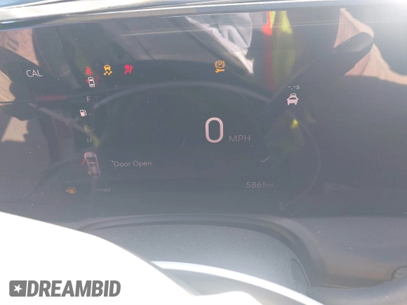 2024 Buick Encore GX Preferred with VIN KL4AMBSL6RB187641, listed as a IAAI auction lot 41212995 with 5,861 mi miles and . Bid and sale history available at DreamBid. Image 7.