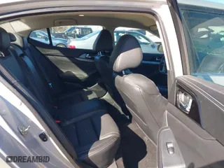 2016 Nissan Maxima 3.5 Platinum with VIN 1N4AA6AP6GC448886, listed as a IAAI auction lot 41360015 with 117,763 mi miles. Bid and sale history available at carsss.com. Image 8.