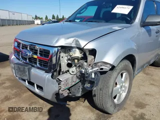 2012 Ford Escape XLT с VIN 1FMCU9DGXCKB55950, выставлен на аукционе IAAI как лот 42490173 с пробегом 221 795 миль миль и . История ставок и продаж доступна на DreamBid. Изображение 6.