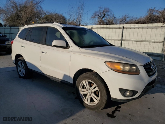 2012 Hyundai Santa Fe Limited with VIN 5XYZK4AGXCG106717, listed as a Copart auction lot 48688595 with 200,869 mi miles and Clean Title. Bid and sale history available at carsss.com. Image 4.