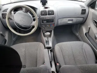 2002 Hyundai Accent GL with VIN KMHCG45C92U342413, listed as a Copart auction lot 45236555 with 120,207 mi miles and Salvage Title. Bid and sale history available at carsss.com. Image 8.