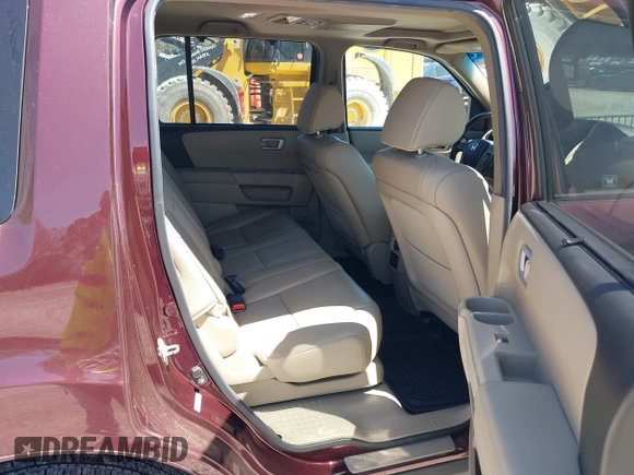 2012 Honda Pilot Touring with VIN 5FNYF4H90CB020623, listed as a IAAI auction lot 42048740 with 162,504 mi miles. Bid and sale history available at carsss.com. Image 8.