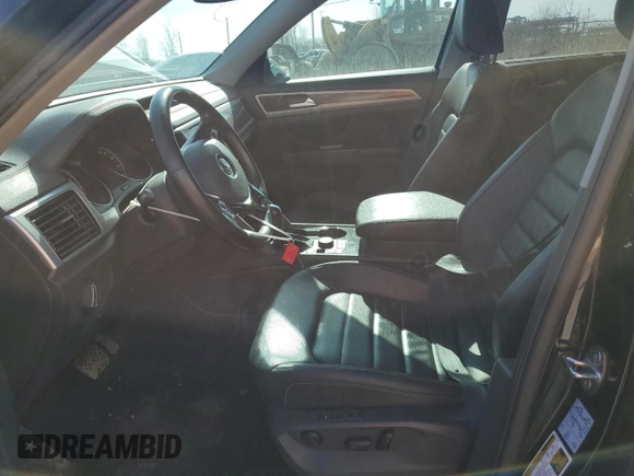 2018 Volkswagen Atlas 3.6L V6 SEL with VIN 1V2MR2CA3JC501261, listed as a Copart auction lot 53880095 with 160,956 mi miles and Salvage Title. Bid and sale history available at carsss.com. Image 7.