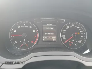 2018 Audi Q3 Premium with VIN WA1BCCFS3JR016128, listed as a Copart auction lot 53683375 with 71,172 mi miles and Salvage title. Bid and sale history available at DreamBid. Image 9.