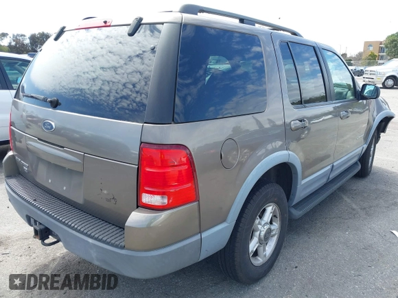 2002 Ford Explorer XLT with VIN 1FMZU63E52UC14155, listed as a IAAI auction lot 41805497 with Not provided miles and . Bid and sale history available at DreamBid. Image 4.