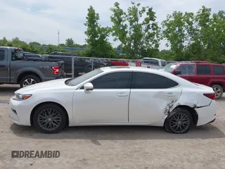 2018 Lexus ES 350 z VIN 58ABK1GG9JU095152, wystawiony jako IAAI lot #42505533 z przebiegiem 70 555 mil mil oraz . Historia ofert i sprzedaży dostępna na DreamBid. Obrazek 15.