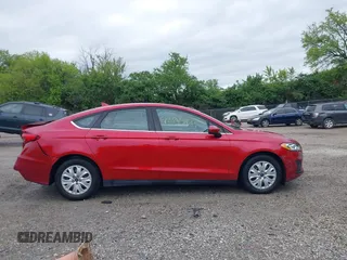 2020 Ford Fusion S с VIN 3FA6P0G77LR110627, выставлен на аукционе IAAI как лот 42269564 с пробегом 43 815 миль миль и . История ставок и продаж доступна на DreamBid. Изображение 13.