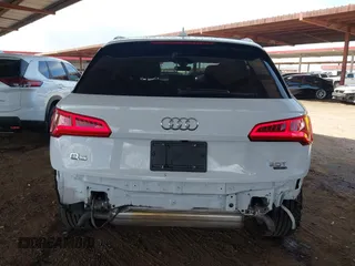 2018 Audi Q5 Premium Plus with VIN WA1BNAFY2J2218812, listed as a IAAI auction lot 41966425 with 67,530 mi miles. Bid and sale history available at carsss.com. Image 6.
