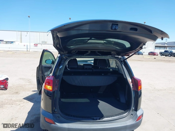 2014 Toyota RAV4 XLE with VIN 2T3WFREV6EW103184, listed as a IAAI auction lot 41966617 with 116,533 mi miles. Bid and sale history available at carsss.com. Image 17.