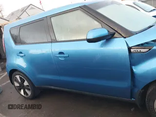 2016 Kia Soul + z VIN KNDJP3A52G7348816, wystawiony jako IAAI lot #41531720 z przebiegiem 104 966 mil mil oraz . Historia ofert i sprzedaży dostępna na DreamBid. Obrazek 13.