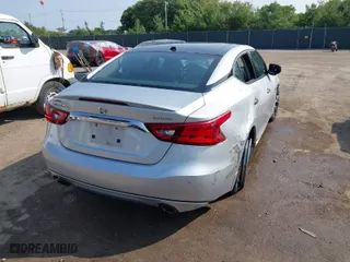2017 Nissan Maxima SR with VIN 1N4AA6AP2HC401968, listed as a IAAI auction lot 40267157 with 94,254 mi miles. Bid and sale history available at carsss.com. Image 4.
