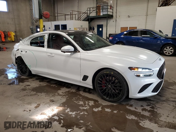2022 Genesis G70 Launch Edition with VIN KMTG14TE6NU082327, listed as a Copart auction lot 83099774 with 33,479 mi miles and Salvage Title. Bid and sale history available at DreamBid. Image 4.