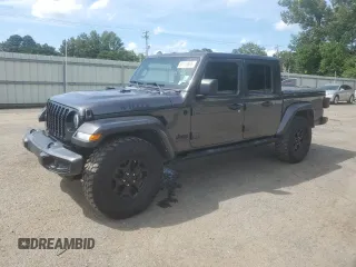 2021 Jeep Gladiator Willys с VIN 1C6HJTAG7ML572661, выставлен на аукционе Copart как лот 61172665 с пробегом 54 317 миль миль и Списание • Salvage title. История ставок и продаж доступна на DreamBid. Изображение 1.
