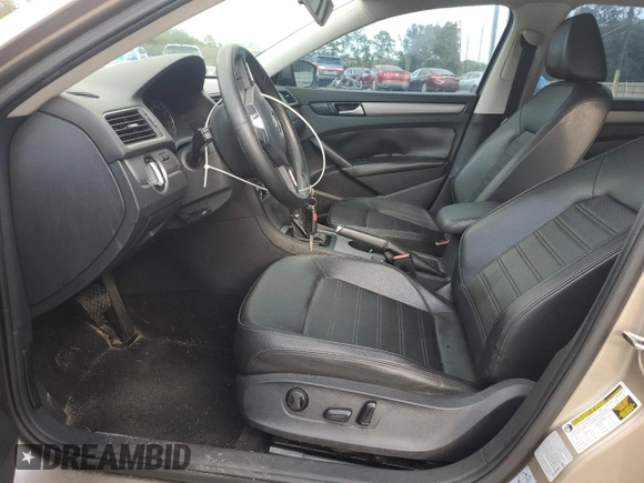2015 Volkswagen Passat SE с VIN 1VWBS7A31FC054349, выставлен на аукционе Copart как лот 80082844 с пробегом 142 305 миль миль и Списание • Salvage title. История ставок и продаж доступна на DreamBid. Изображение 7.