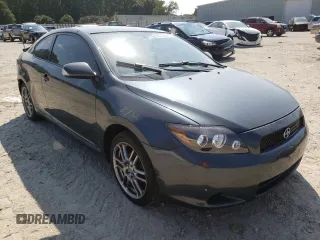 2010 Scion tC z VIN JTKDE3B74A0305994, wystawiony jako Copart lot #59737352 z przebiegiem 94 410 mil mil oraz Szkoda całkowita • Salvage title. Historia ofert i sprzedaży dostępna na DreamBid. Obrazek 1.