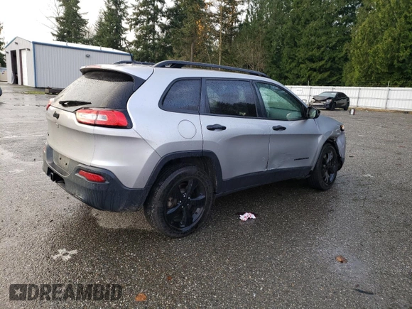 2016 Jeep Cherokee Altitude with VIN 1C4PJMAB1GW309776, listed as a Copart auction lot 81203204 with 105,775 mi miles and Salvage title. Bid and sale history available at DreamBid. Image 3.