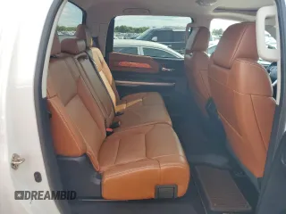 2016 Toyota Tundra Platinum z VIN 5TFGW5F17GX205276, wystawiony jako Copart lot #74146184 z przebiegiem Nie podano mil oraz Nie do naprawy • Non repairable. Historia ofert i sprzedaży dostępna na DreamBid. Obrazek 10.