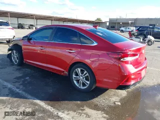 2019 Hyundai Sonata Sport with VIN 5NPE34AF2KH787482, listed as a IAAI auction lot 41540041 with 127,873 mi miles. Bid and sale history available at carsss.com. Image 3.