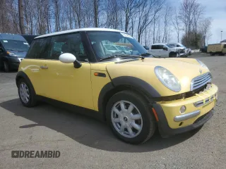 2003 MINI Hardtop z VIN WMWRC33453TE14621, wystawiony jako Copart lot #51748165 z przebiegiem 114 327 mil mil oraz Szkoda całkowita • Salvage title. Historia ofert i sprzedaży dostępna na DreamBid. Obrazek 4.