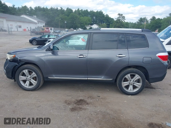2012 Toyota Highlander Limited with VIN 5TDDK3EH7CS159806, listed as a IAAI auction lot 42600449 with 130,961 mi miles and . Bid and sale history available at DreamBid. Image 14.