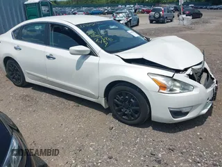 2015 Nissan Altima SV z VIN 1N4AL3AP6FC413367, wystawiony jako IAAI lot #42395230 z przebiegiem 103 416 mil mil oraz . Historia ofert i sprzedaży dostępna na DreamBid. Obrazek 1.