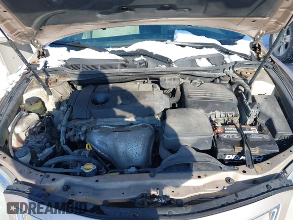 2011 Toyota Camry LE with VIN 4T1BF3EK3BU208593, listed as a IAAI auction lot 41258585 with 269,182 mi miles. Bid and sale history available at carsss.com. Image 10.