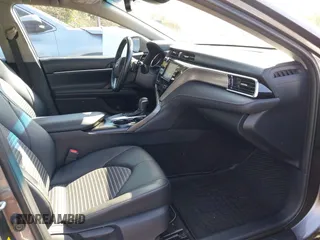 2018 Toyota Camry LE with VIN 4T1B11HK3JU518806, listed as a IAAI auction lot 41913756 with 74,939 mi miles. Bid and sale history available at carsss.com. Image 5.