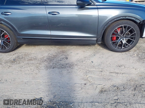 2022 Audi SQ8 Premium Plus with VIN WA1AWBF19ND025861, listed as a IAAI auction lot 41640362 with 36,594 mi miles and . Bid and sale history available at DreamBid. Image 22.