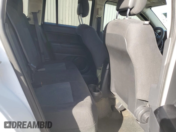 2016 Jeep Compass Sport with VIN 1C4NJCBB8GD731524, listed as a Copart auction lot 42328385 with 103,218 mi miles and Salvage title. Bid and sale history available at DreamBid. Image 10.