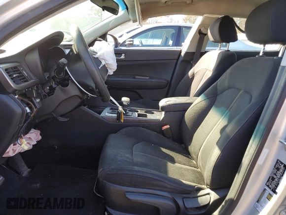 2018 Kia Optima LX z VIN 5XXGT4L31JG264721, wystawiony jako Copart lot #47274735 z przebiegiem 79 159 mil mil oraz Szkoda całkowita • Salvage title. Historia ofert i sprzedaży dostępna na DreamBid. Obrazek 7.