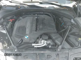 2015 BMW 5 Series 535i с VIN WBA5B1C50FD921887, выставлен на аукционе IAAI как лот 42534815 с пробегом 147 260 миль миль и . История ставок и продаж доступна на DreamBid. Изображение 18.