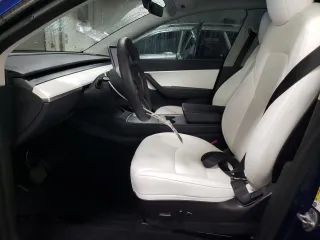 2022 Tesla Model Y Long Range with VIN 7SAYGDEE9NF426887, listed as a Copart auction lot 49910725 with 47,379 mi miles and Salvage Title. Bid and sale history available at carsss.com. Image 7.