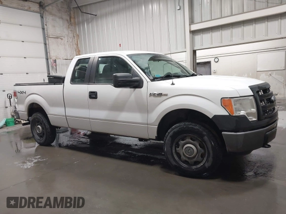 2014 Ford F-150 XL with VIN 1FTEX1EM0EFB63335, listed as a IAAI auction lot 41214051 with 39,610 mi miles and . Bid and sale history available at carsss.com. Image 13.