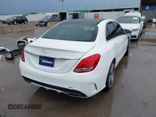 2018 Mercedes-Benz C 300 с VIN WDDWF4JB6JR373532, выставлен на аукционе IAAI как лот 42458931 с пробегом 83 804 миль миль и . История ставок и продаж доступна на DreamBid. Изображение 4.