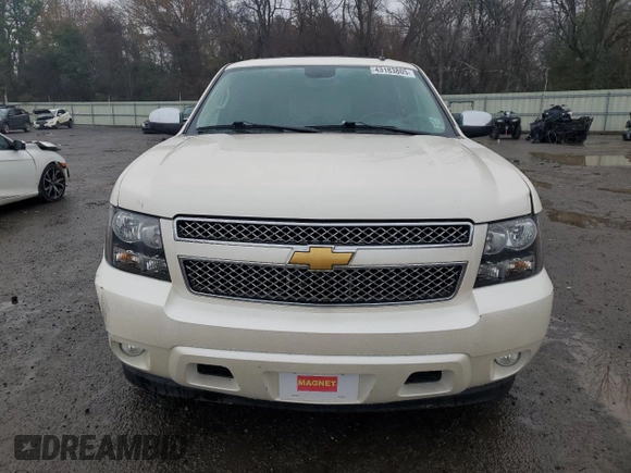 2013 Chevrolet Tahoe LTZ with VIN 1GNSCCE02DR340527, listed as a Copart auction lot 43183805 with 111,696 mi miles and Salvage title. Bid and sale history available at DreamBid. Image 5.