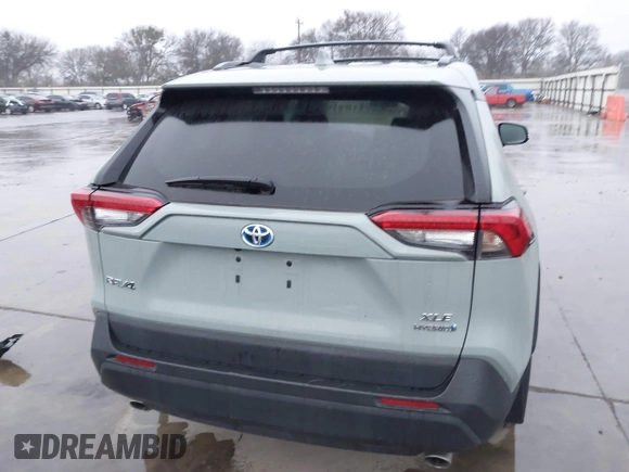 2021 Toyota RAV4 Hybrid XLE with VIN 4T3RWRFV4MU041052, listed as a IAAI auction lot 41549459 with 39,645 mi miles. Bid and sale history available at carsss.com. Image 17.