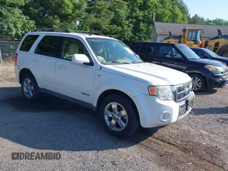 2008 Ford Escape Limited z VIN 1FMCU94158KB25094, wystawiony jako IAAI lot #42573706 z przebiegiem 147 062 mil mil oraz . Historia ofert i sprzedaży dostępna na DreamBid. Obrazek 1.