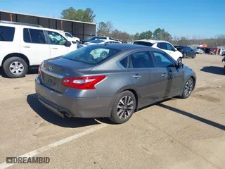 2017 Nissan Altima 2.5 SV with VIN 1N4AL3AP4HC136995, listed as a IAAI auction lot 41580400 with 92,799 mi miles. Bid and sale history available at carsss.com. Image 4.