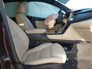 2018 Cadillac XT5 FWD with VIN 1GYKNARS6JZ179706, listed as a IAAI auction lot 41195570 with 80,676 mi miles. Bid and sale history available at carsss.com. Image 5.
